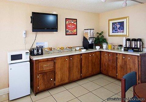 Econo Lodge North Ridgeland Oda fotoğraf